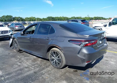 2023 Toyota Camry Se Night Shade/Se z USA, uszkodzony, nr VIN 4T1G11AK1PU802606